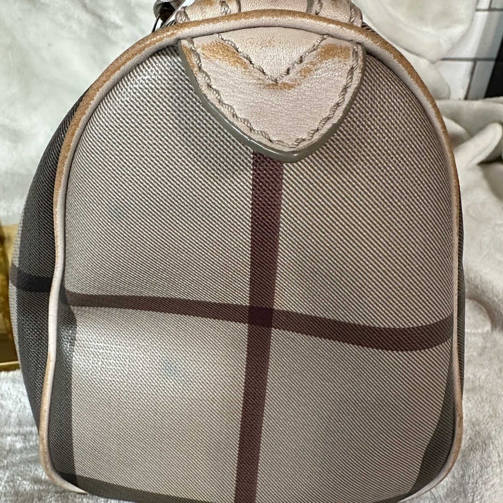 Smoked checked coated canvas Burberry authentic Small Chester check Boston bag. - Picture 5 of 16